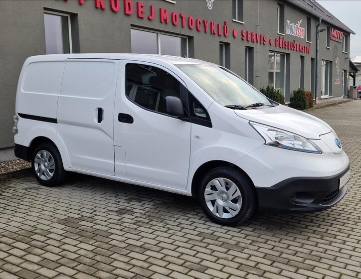 Nissan e-NV200 2