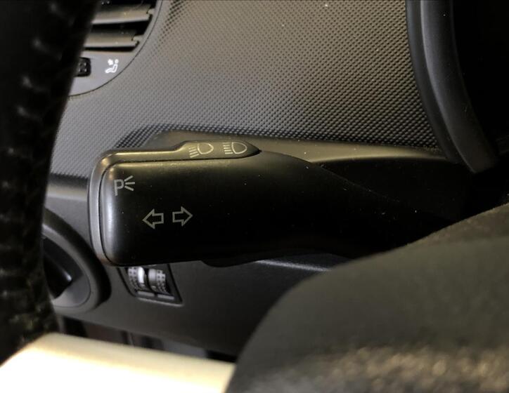 Volkswagen New Beetle 18