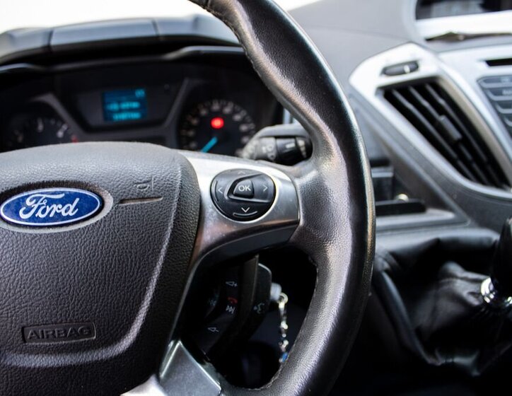 Ford Transit Custom VAN / Minibus 2,2 l 114 kw