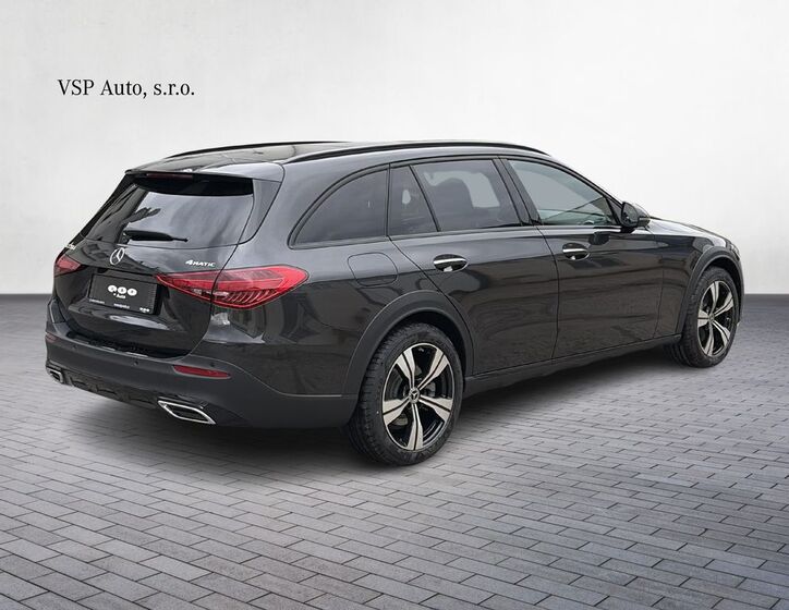 Mercedes-Benz Třídy C 9