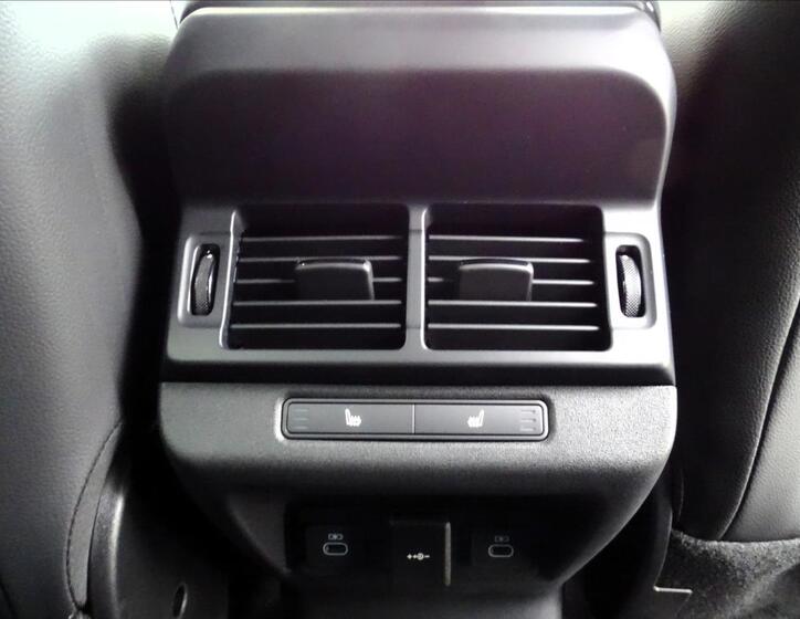 Land Rover Range Rover Evoque 26