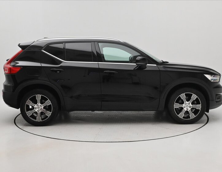 Volvo XC40 SUV 2,0 l 140 kw