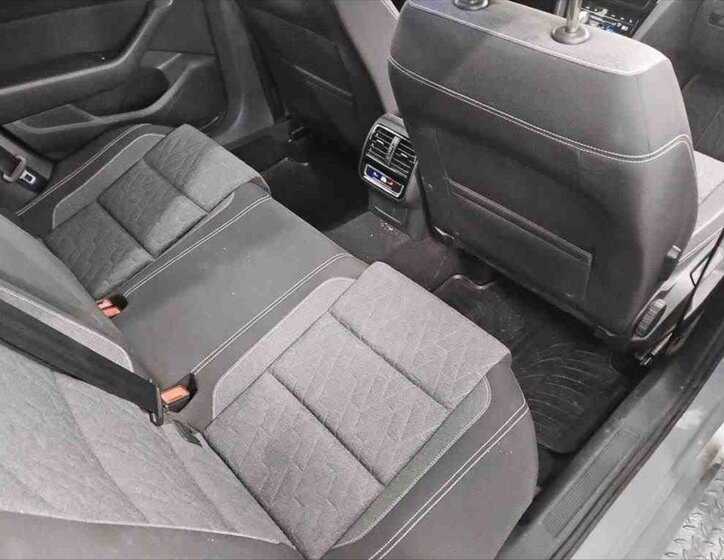 Volkswagen Passat Kombi 2,0 l 110 kw