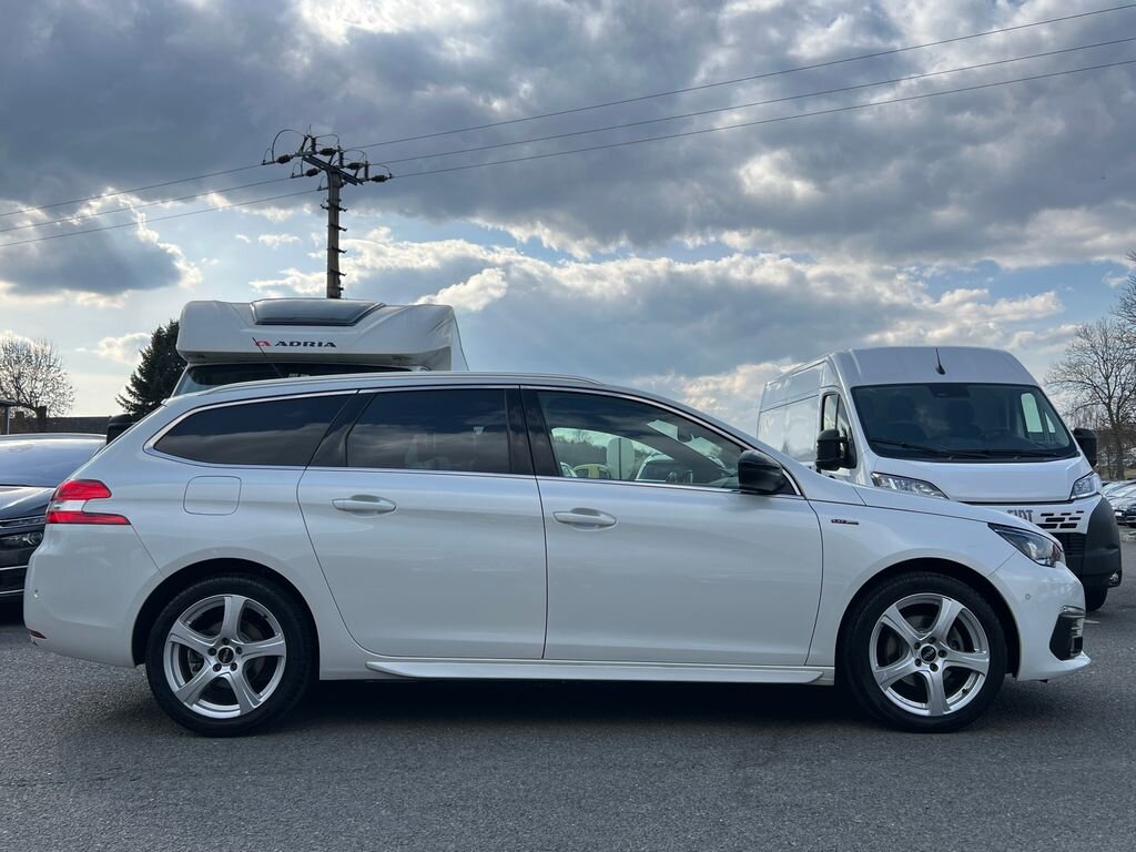 Peugeot 308 Kombi 1,2 l 96 kw