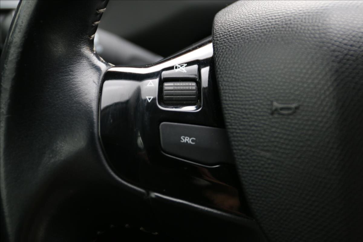 Peugeot 308 Kombi 1,5 l 96 kw