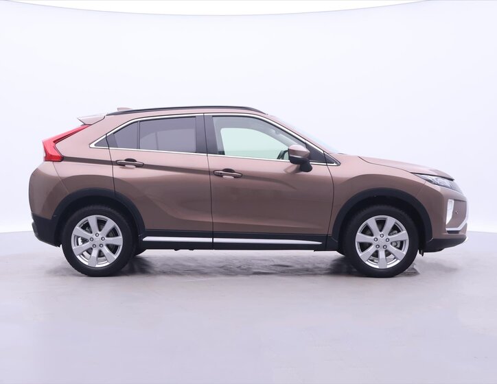 Mitsubishi Eclipse Cross SUV 1,5 l 120 kw