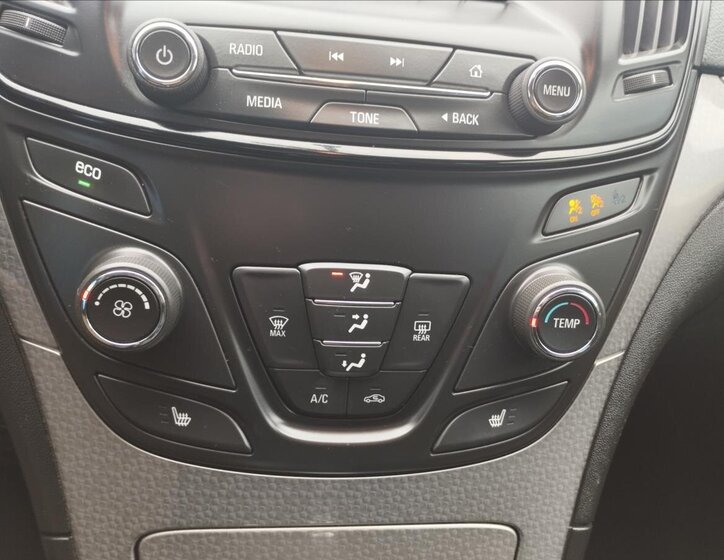 Opel Insignia Kombi 2,0 l 88 kw