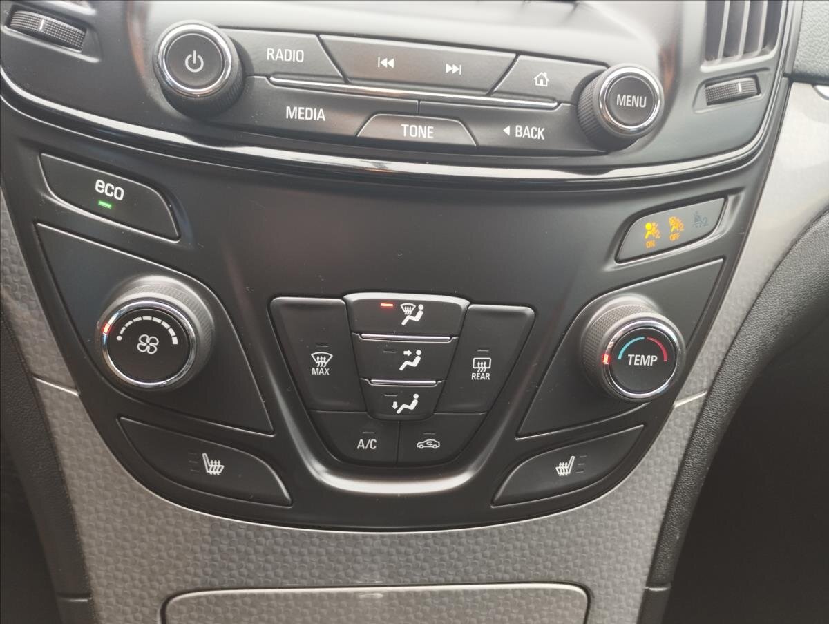 Opel Insignia Kombi 2,0 l 88 kw