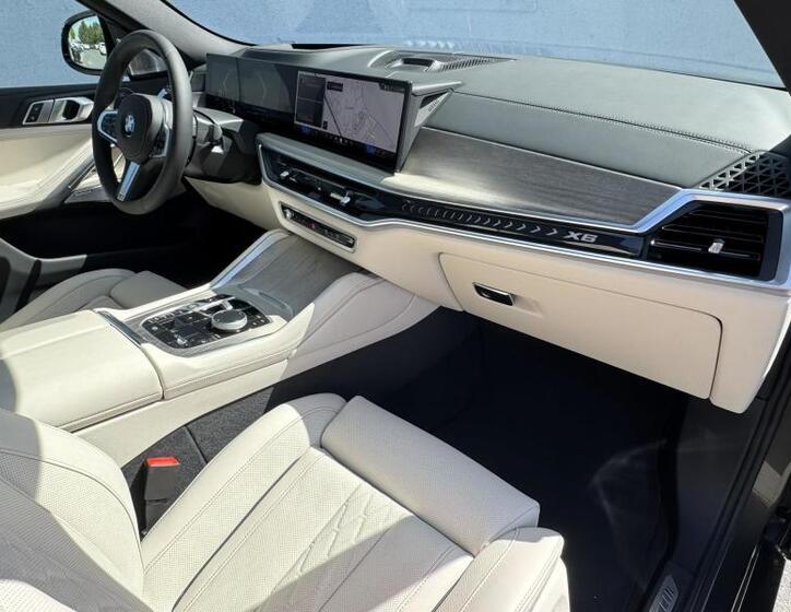 BMW X6 9