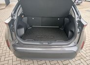 Toyota Yaris Cross 13