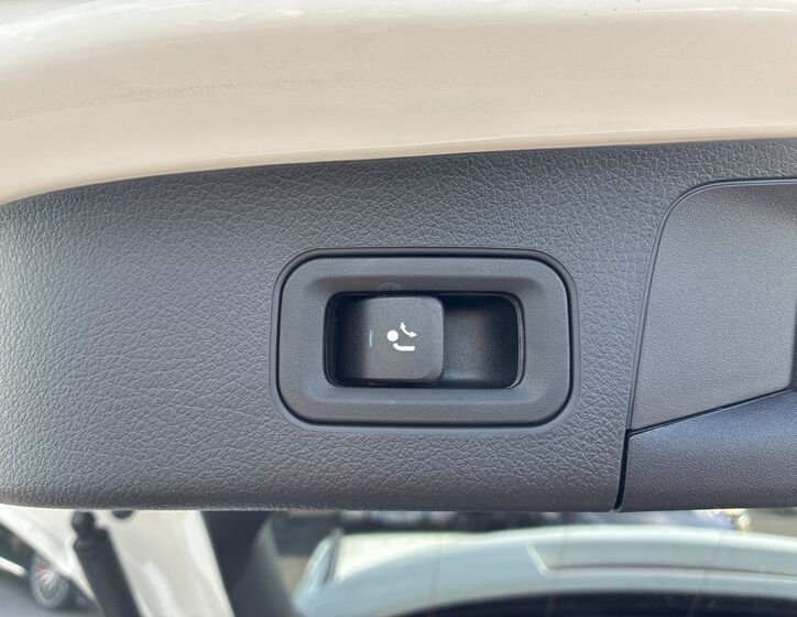 Mercedes-Benz EQA 27