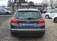 Ford Focus Kombi 999,0 74 kw