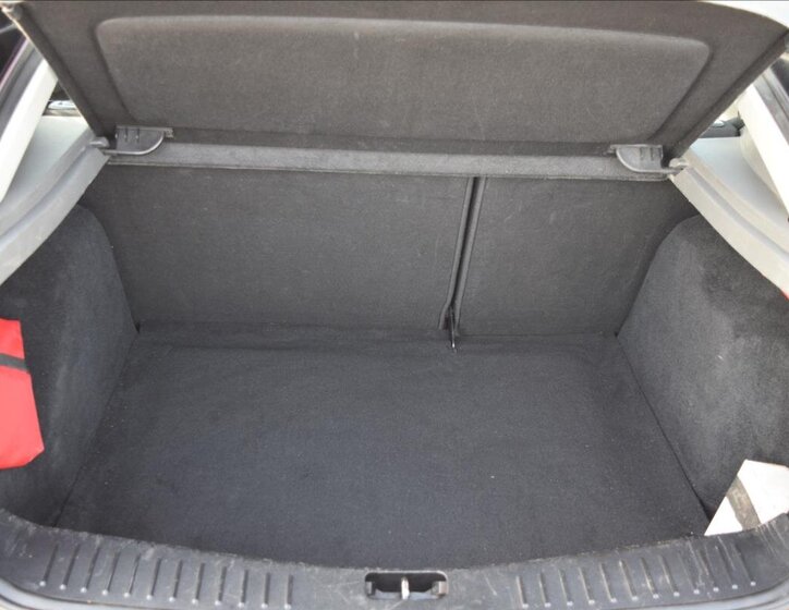 Ford Focus Hatchback 1,6 l 74 kw
