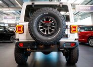 Jeep Wrangler Ostatní 6,4 l 350 kw