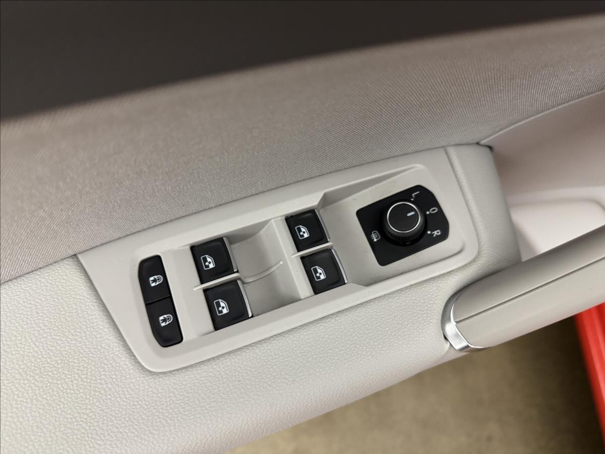 Volkswagen Touran MPV 1,4 l 110 kw