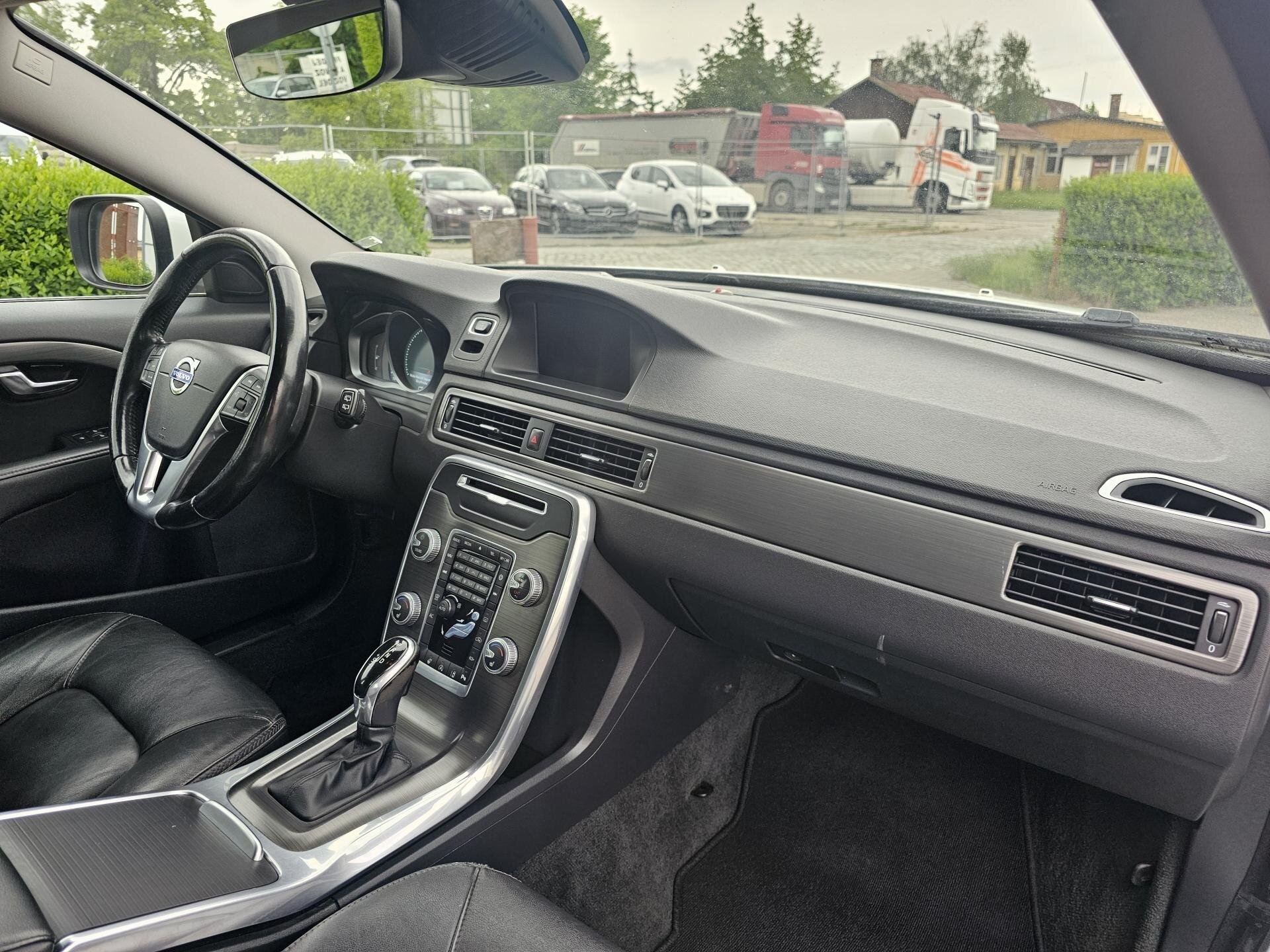 Volvo XC70 Kombi 2,0 l 133 kw