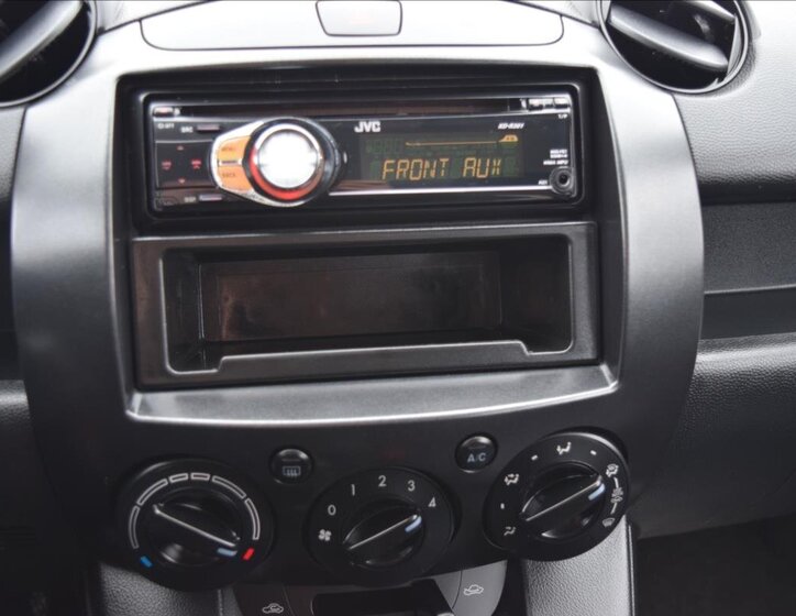 Mazda 2 Hatchback 1,3 l 55 kw