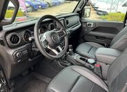 Jeep Gladiator 13