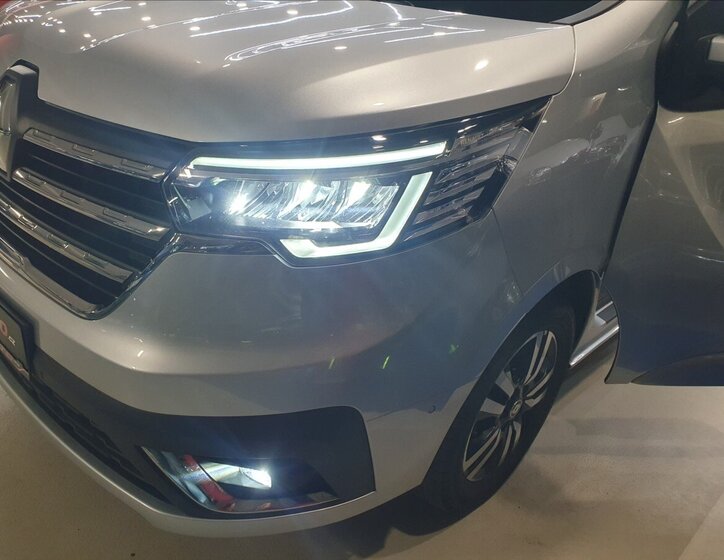 Renault Trafic Kombi 2,0 l 125 kw