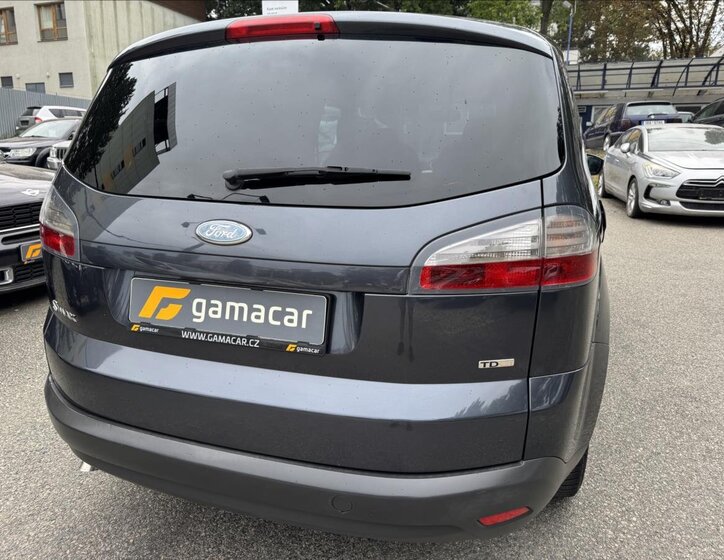 Ford S-MAX MPV 1,8 l 92 kw