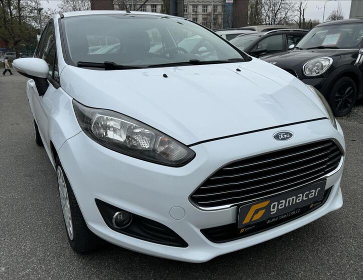 Ford Fiesta 16