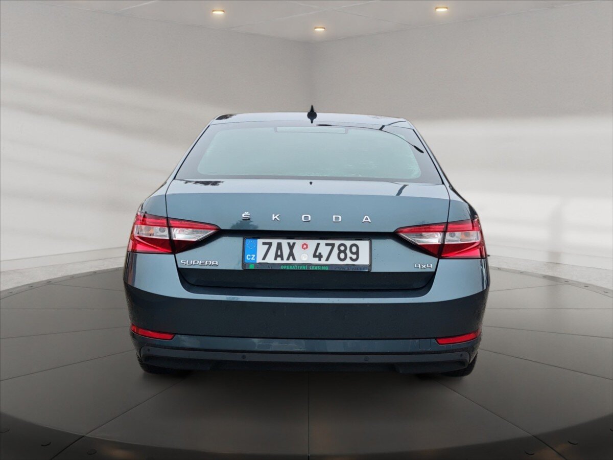 Škoda Superb