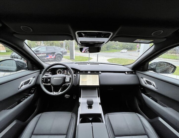 Land Rover Range Rover Velar SUV 2,0 l 150 kw