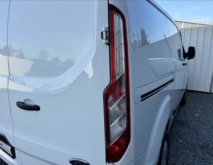 Ford Transit Custom Skříň 2,0 l 77 kw