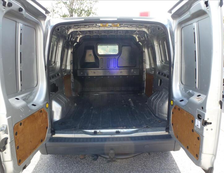 Ford Transit Connect 18