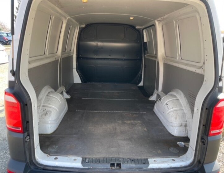 Volkswagen Transporter Skříň 2,0 l 75 kw