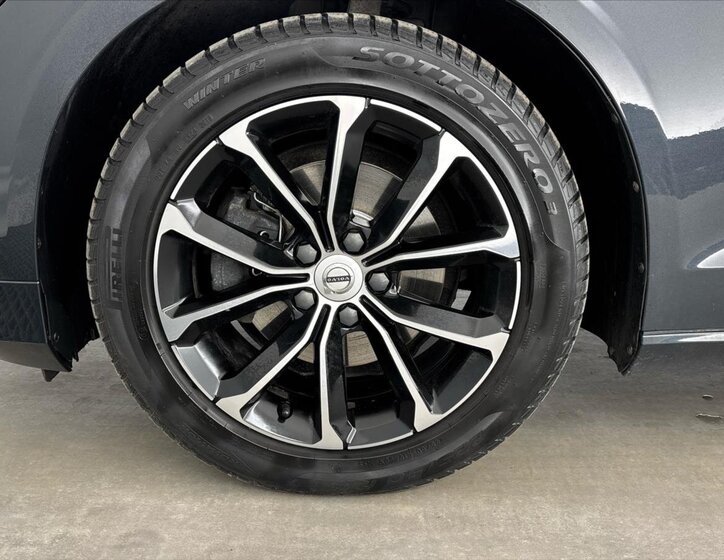 Volvo V60 Kombi 2,0 l 110 kw