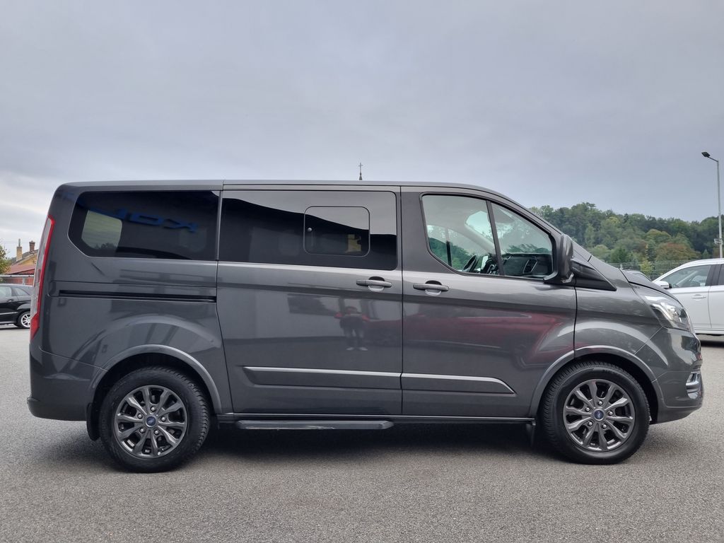 Ford Tourneo Custom