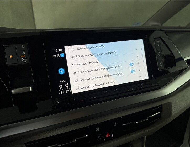 Volkswagen Multivan 33