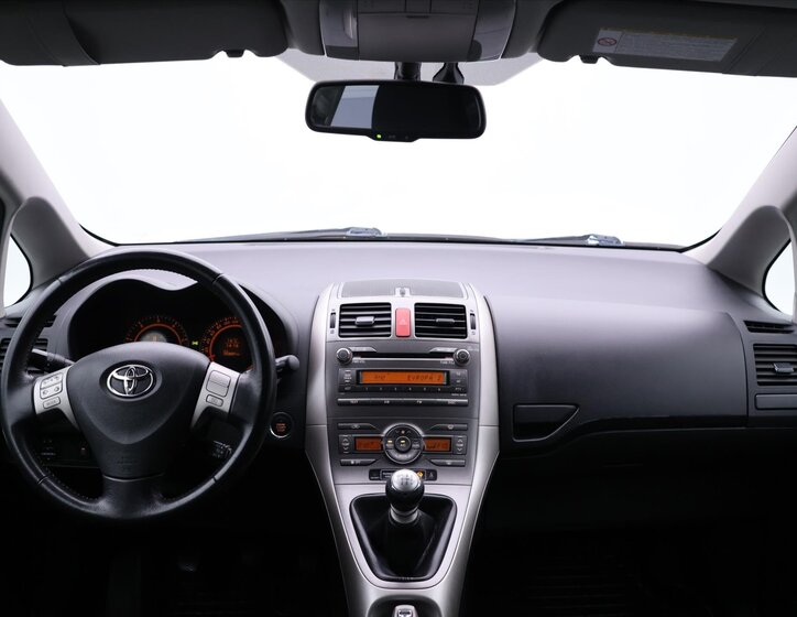 Toyota Auris Hatchback 2,0 l 93 kw