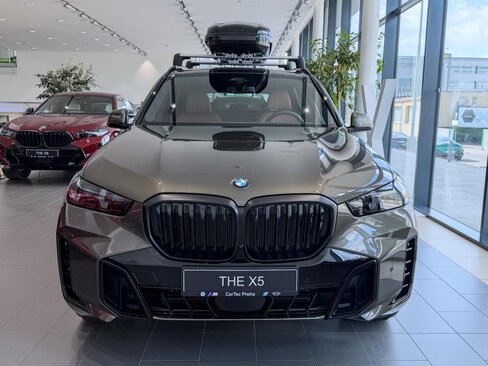 BMW X5 SUV / Terénní 3,0 l 259 kw