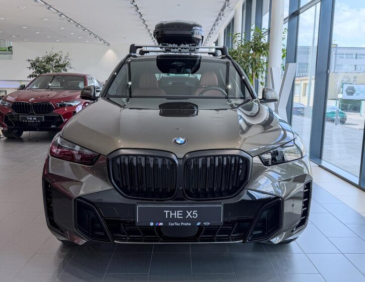 BMW X5 SUV / Terénní 3,0 l 259 kw