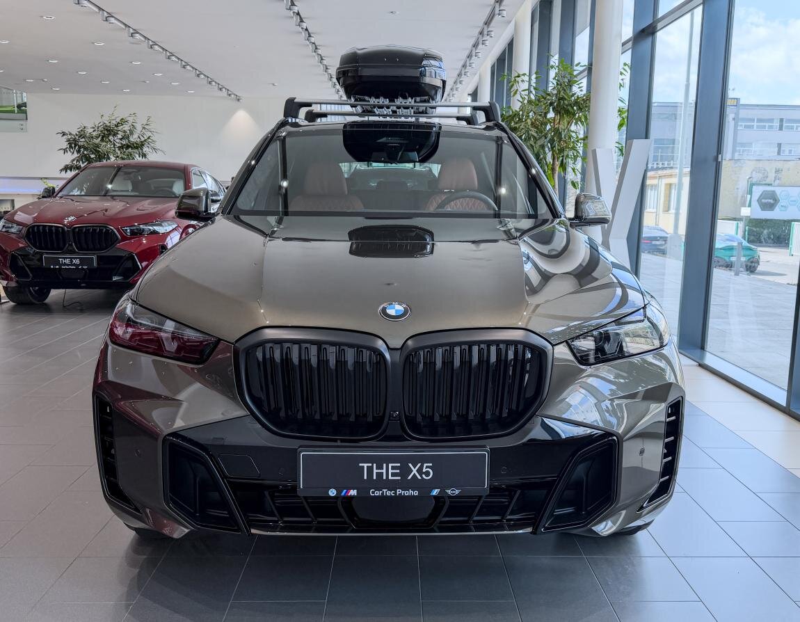 BMW X5 SUV / Terénní 3,0 l 259 kw
