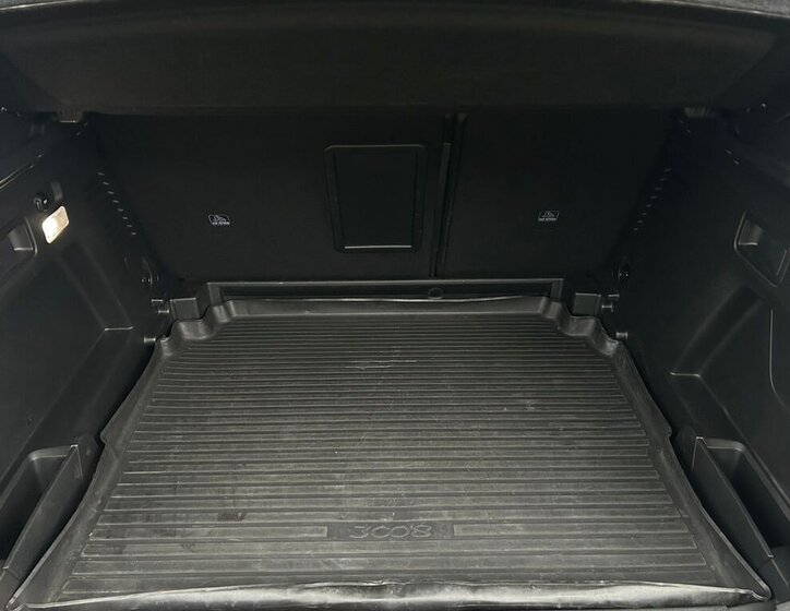 Peugeot 3008 SUV / Terénní 2,0 l 130 kw