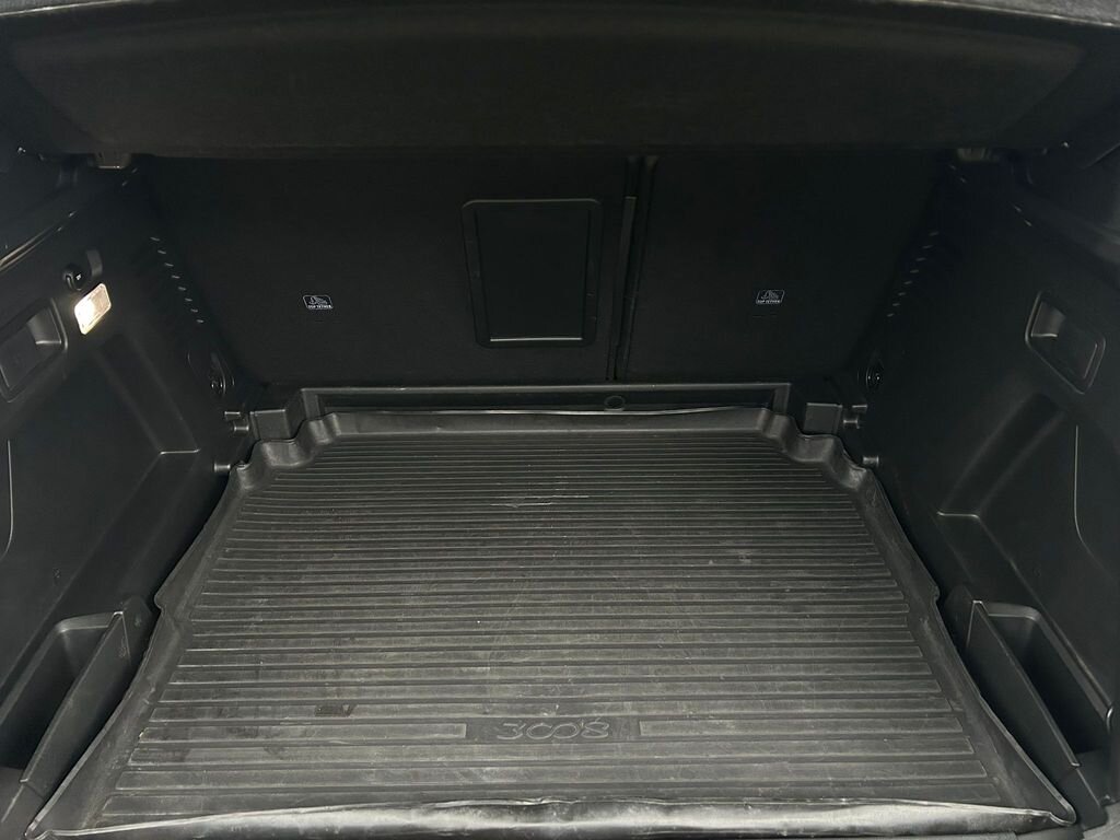 Peugeot 3008 SUV / Terénní 2,0 l 130 kw