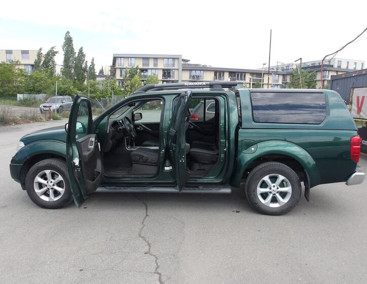 Nissan Navara Pick-up 2,5 l 126 kw