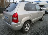 Hyundai Tucson 4