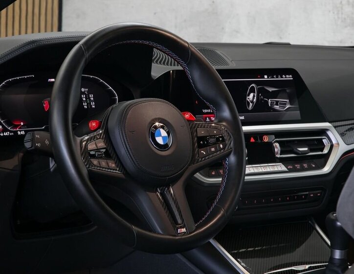 BMW M4 Kupé 3,0 l 353 kw