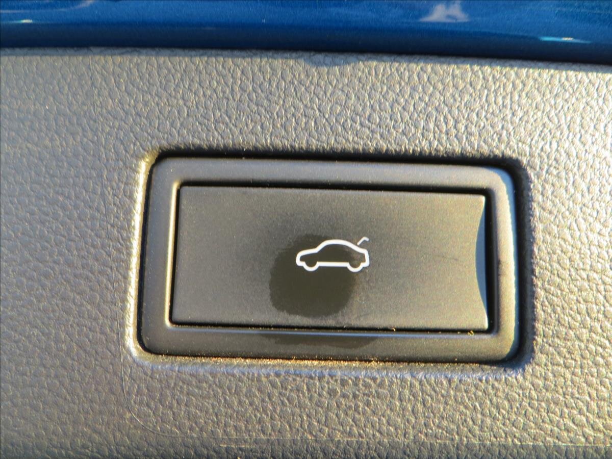 Volkswagen Arteon Kombi 2,0 l 147 kw