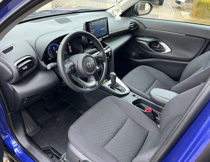 Toyota Yaris Cross 14