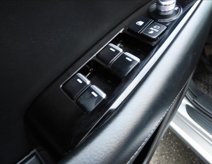 Mazda 6 Kombi 2,0 l 121 kw