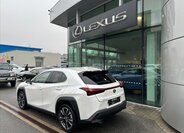 Lexus UX 300h SUV 2,0 l 146 kw