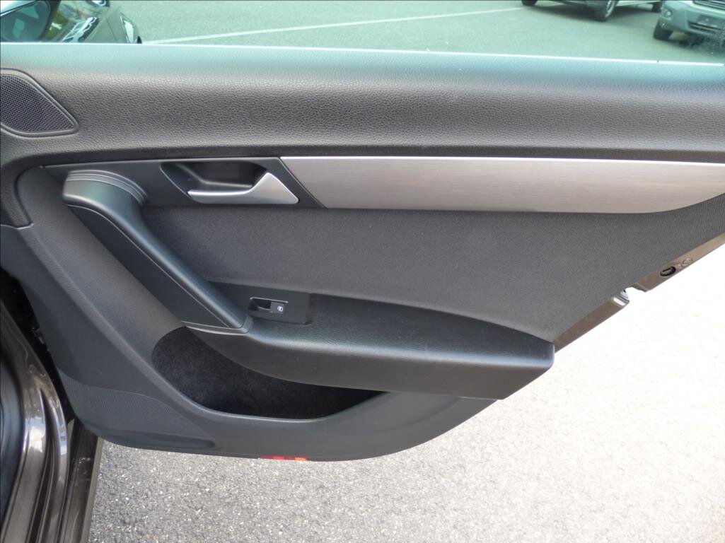 Volkswagen Passat Kombi 2,0 l 130 kw