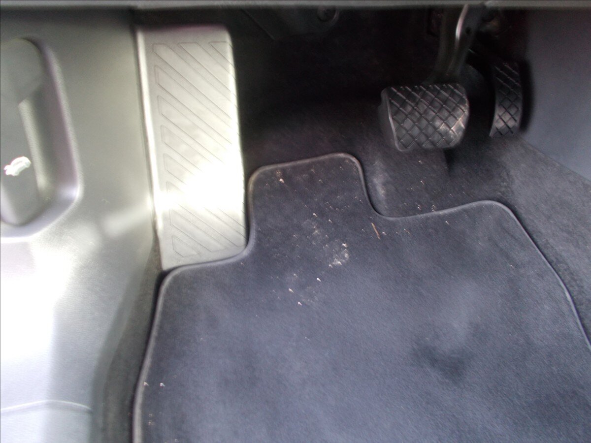 Volkswagen Passat Kombi 2,0 l 140 kw