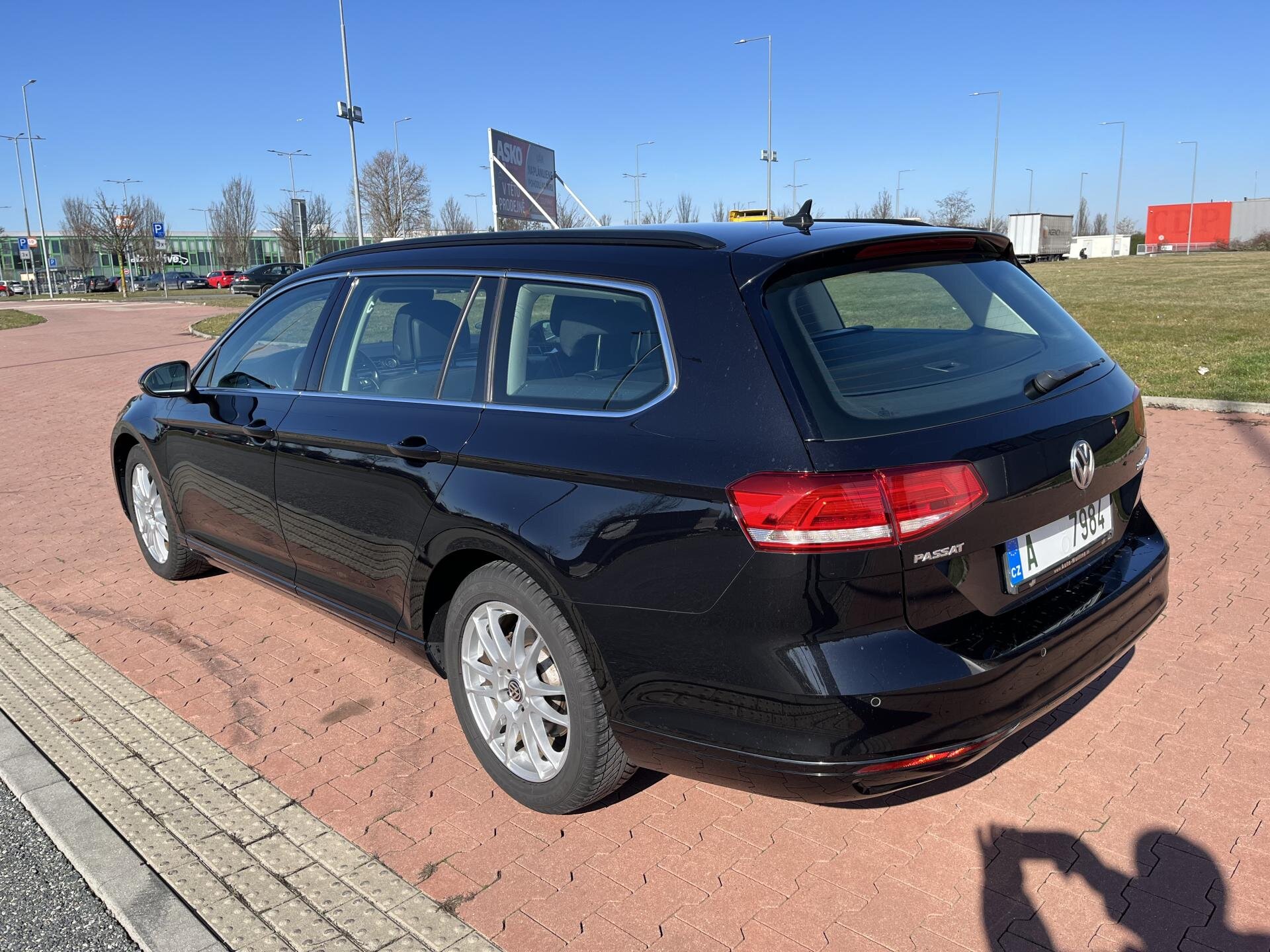 Volkswagen Passat Kombi 2,0 l 110 kw