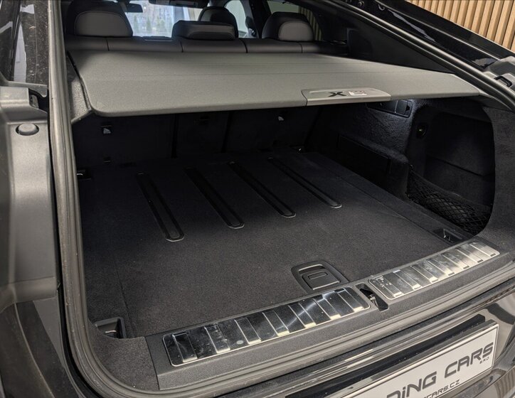 BMW X6 Sedan 3,0 l 210 kw